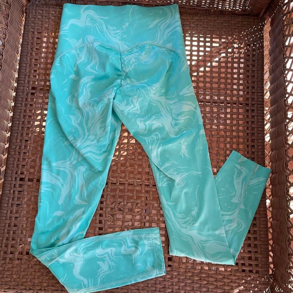 Gymshark blue green activewear leggings